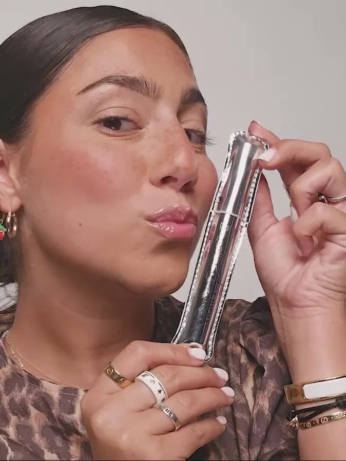 lights, camera, lashes™ platinum mascara
